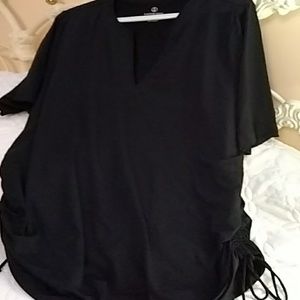 Lands End rash guard top!